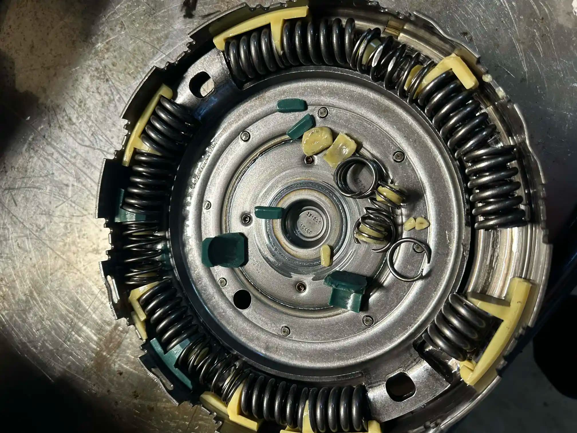 Regeneracja skrzyni 6DCT450 PowerShift