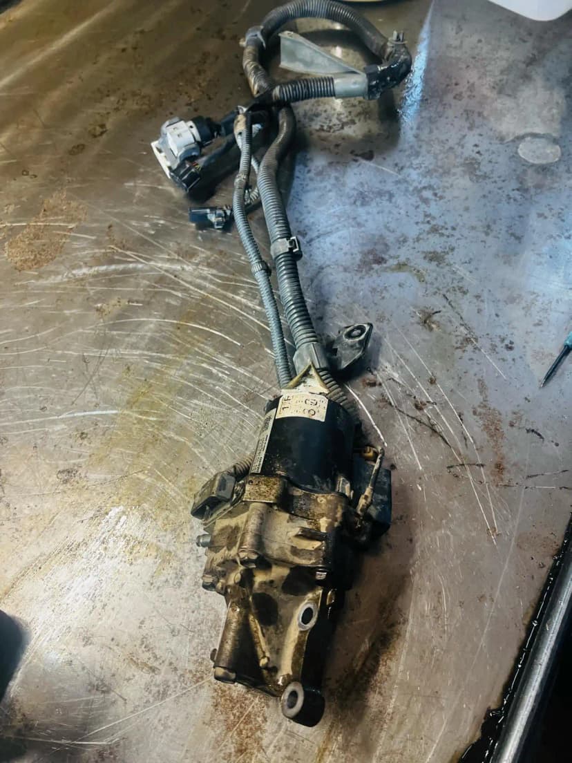 Regeneracja pompy oleju skrzyni biegów Lexus Hybrid