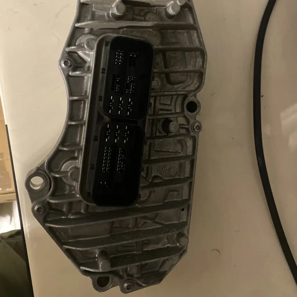 Naprawa sterownika automatycznej skrzyni biegów 6DCT250 zdjęcie-główne